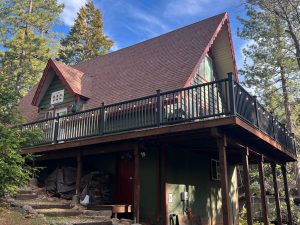 The Cozy Cub - Exterior Lower