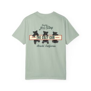 Cozy Cabin Bear T-Shirt: Perfect for Outdoor Adventures, Travel, Gift for Hiking Lovers, Nature Retreats, Vacation Wear